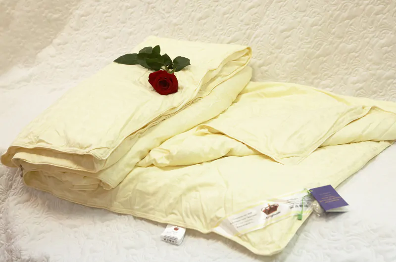 Шелковое одеяло 160/210 зимнее Элит ("Elisabette") KingSilk