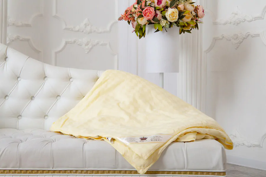 Шелковое одеяло ("Elisabette") KingSilk