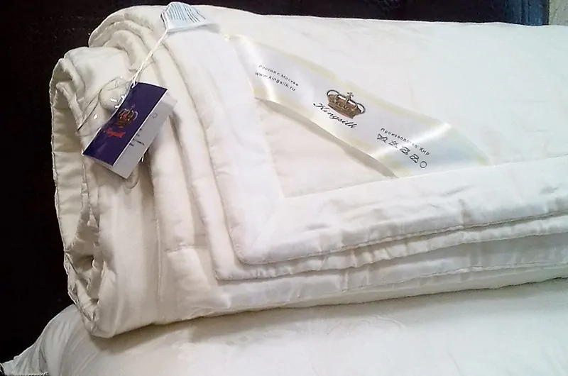 Шелковое одеяло с тенселем COMFORT 220/240 всесезонное KingSilk