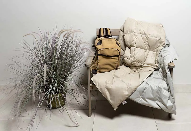 Плед пуховый Travel Plaid Grass бежевый купить дорожный